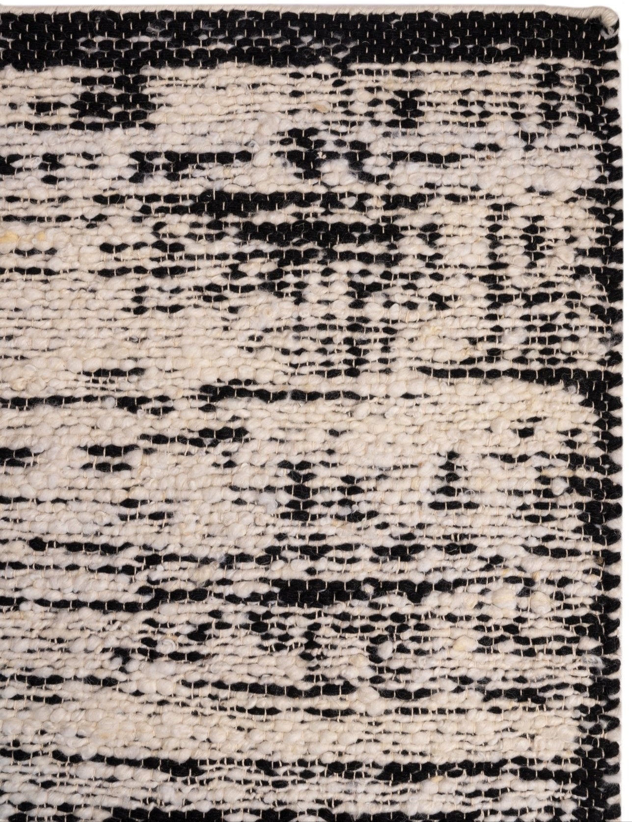 LANA RUDRA IVORY / BLACK - ALFOMBRAS SILACOR